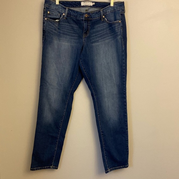 💜Torrid Dark Wash 10” Rise Skinny Jeans size 16 Reg - Picture 1 of 11